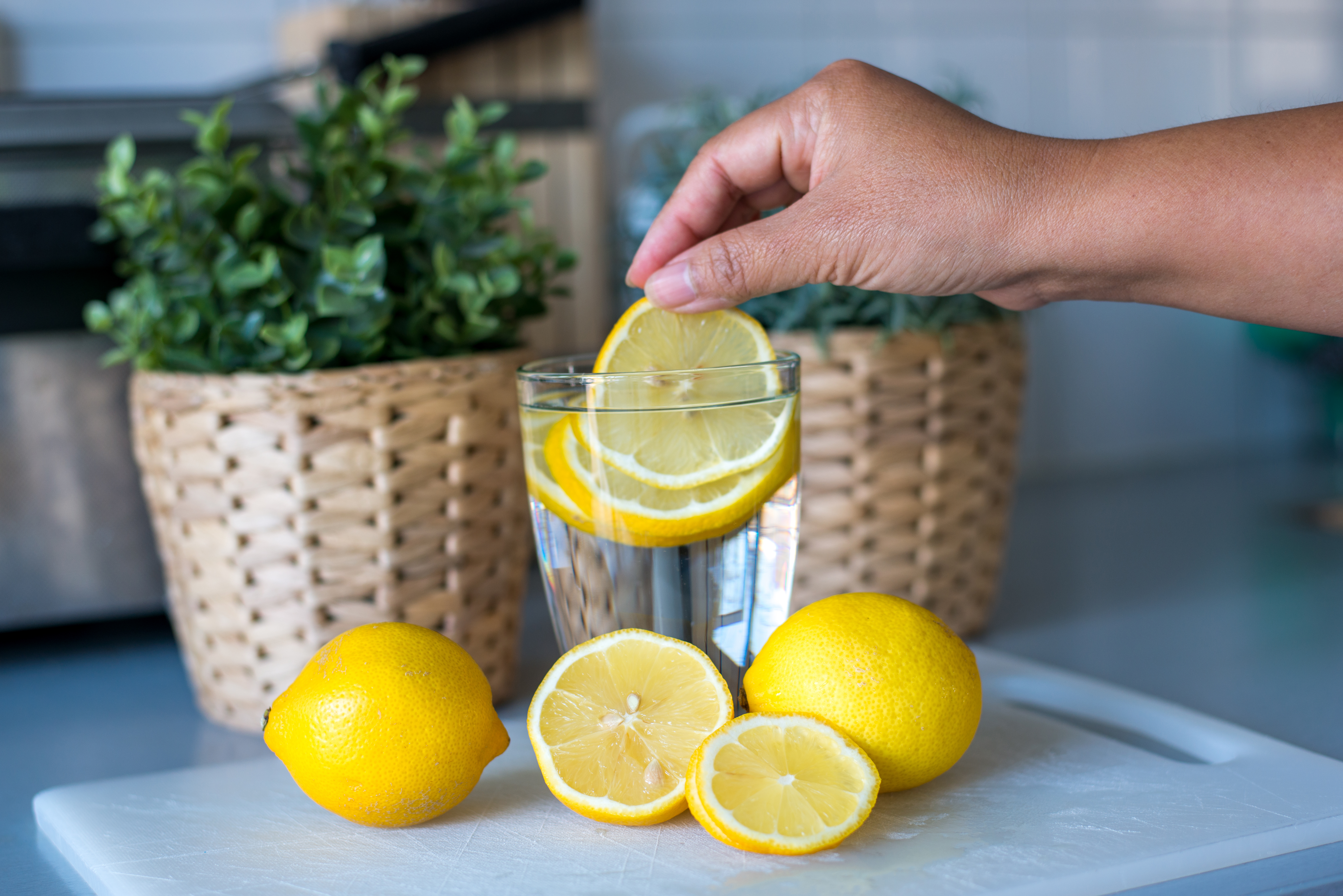 What Happens to Your Body When You Drink Lemon Water