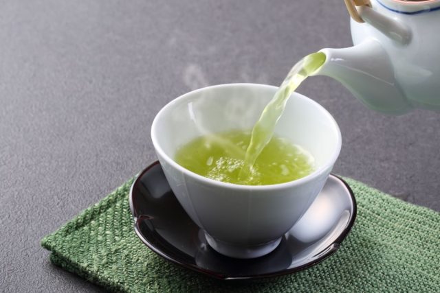 10 Science-Backed Benefits of Green Tea — Eat This Not That