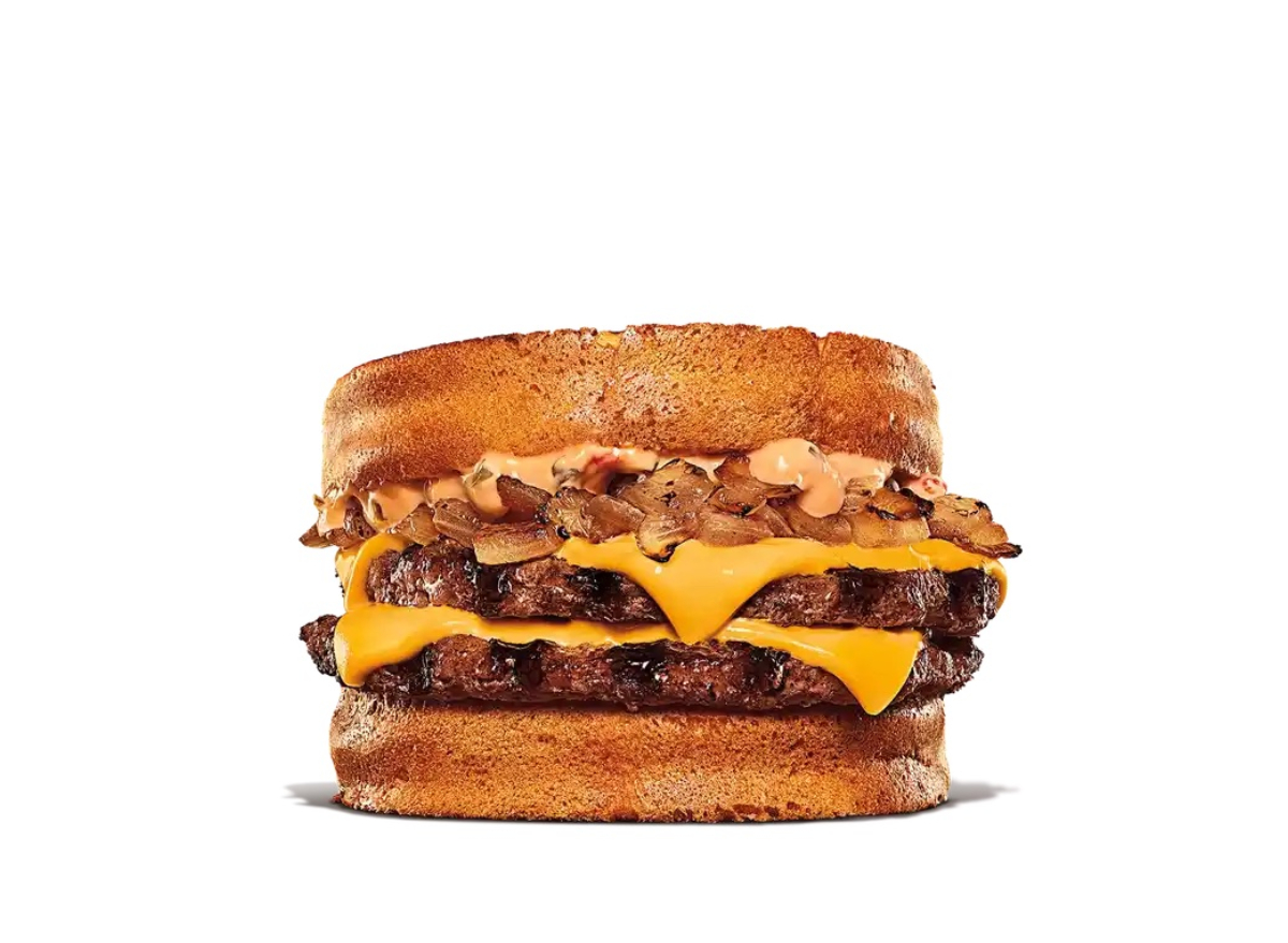 5 Worst New FastFood Burgers To Stay Away From Right Now — Eat This