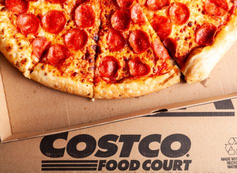 5 Genius Hacks To Upgrade Costco's Food Court Pizza