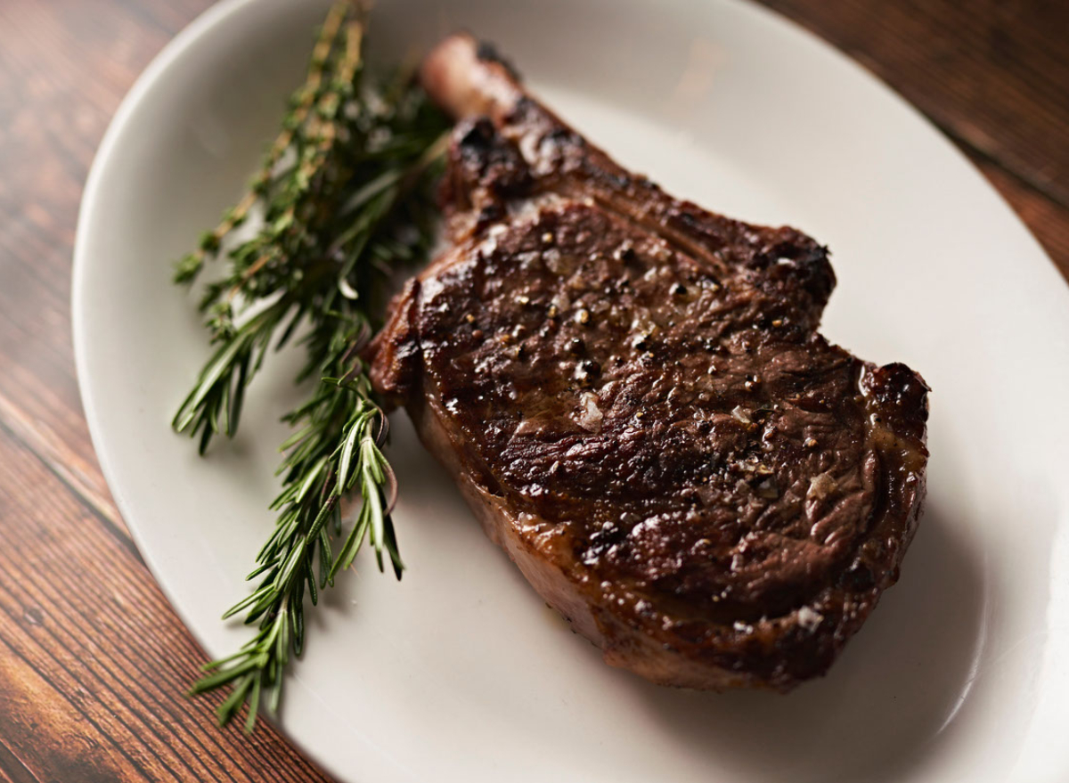 9 Steakhouse Chains with the Best Quality Meat in 2023