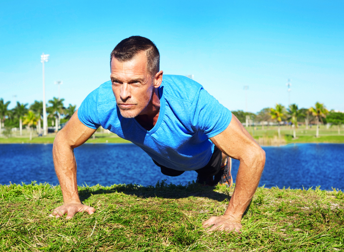 Get Rid Of Man Boobs With This Upper Body Workout Trainer Says