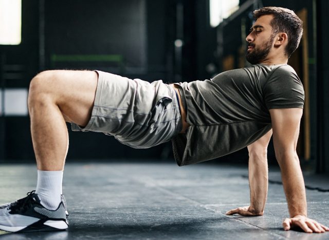 The #1 Bodyweight Workout To Build Your Summer Bod, Trainer Says — Eat This  Not That