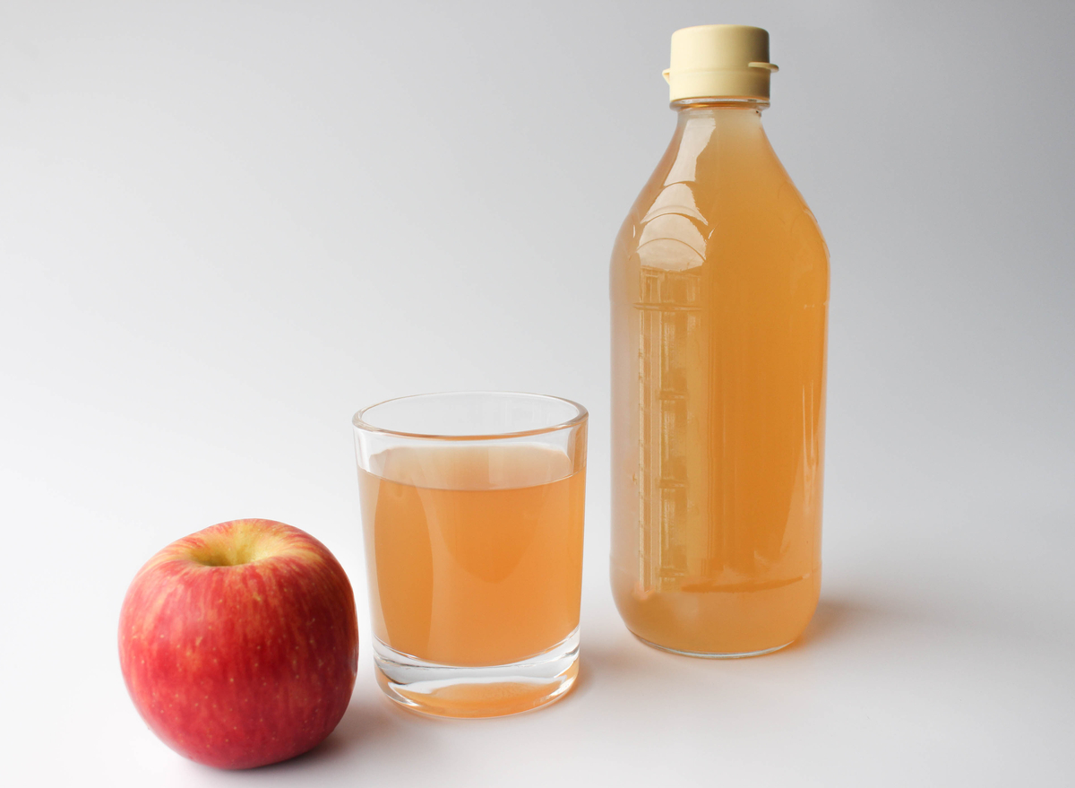 5 Surprising Side Effects Of Drinking Too Much Apple Cider Vinegar — Eat This Not That