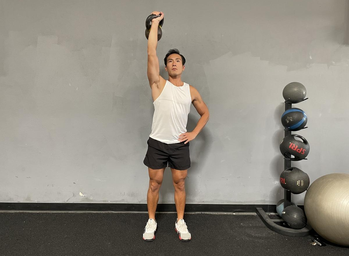 The 1 Supercharged Kettlebell Workout for a Smaller Waist Trainer Says Eat This Not That