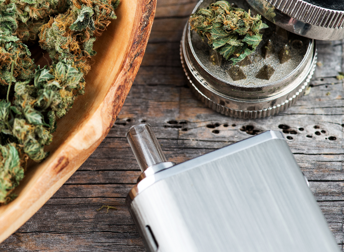 Vaping Versus Smoking Marijuana: Which Is Better For Your Body? — Eat ...