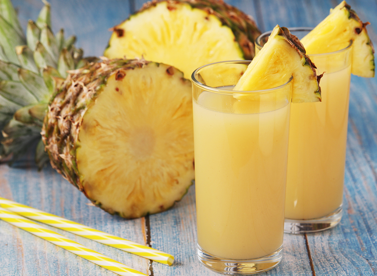 7 Science-Backed Benefits of Pineapple