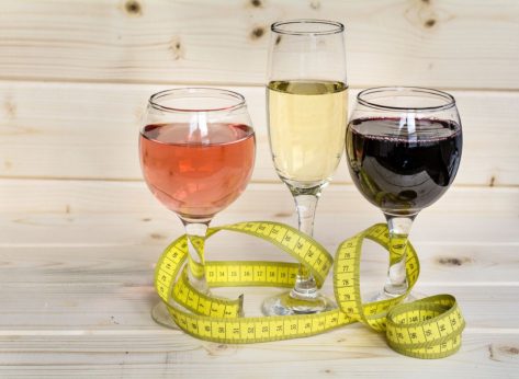 Can You Still Drink Alcohol and Lose Weight?