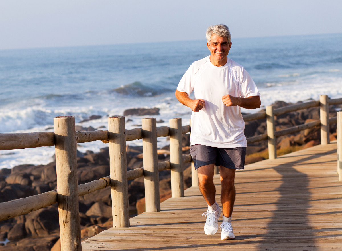 What Science Says About the Cardio Habits That Slow Aging — Eat This