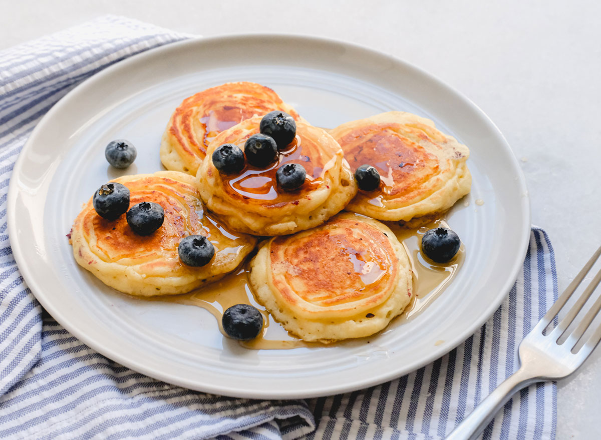 Hot cakes de oso | Creative breakfast, Breakfast for kids, Savoury cake