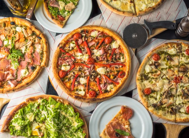 5 Pizza Menu Red Flags, According To Chefs — Eat This Not That