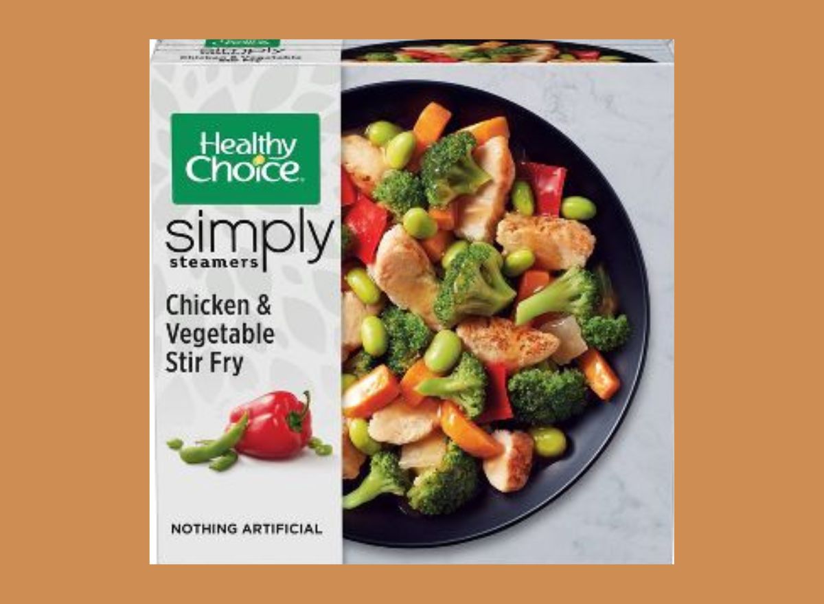 10 Frozen Dinners With The Highest Quality Ingredients Eat This Not That   Healthy Choice Simply Steamers Chicken And Vegetable Stir Fry 