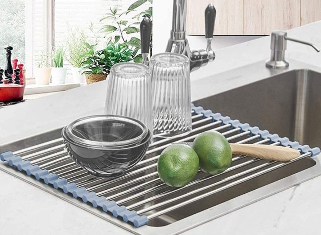 https://www.eatthis.com/wp-content/uploads/sites/4/2022/09/Roll-Up-Dish-Drying-Rack.jpg?quality=82&strip=all&w=640