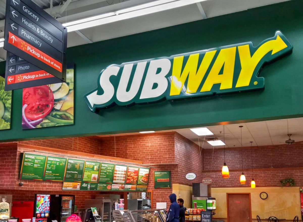 Healthiest sandwich store at subway