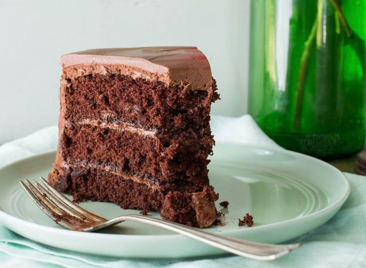 23-layer chocolate cake from Michael Jordan's Steak House in #NYC 🍽 #... |  TikTok