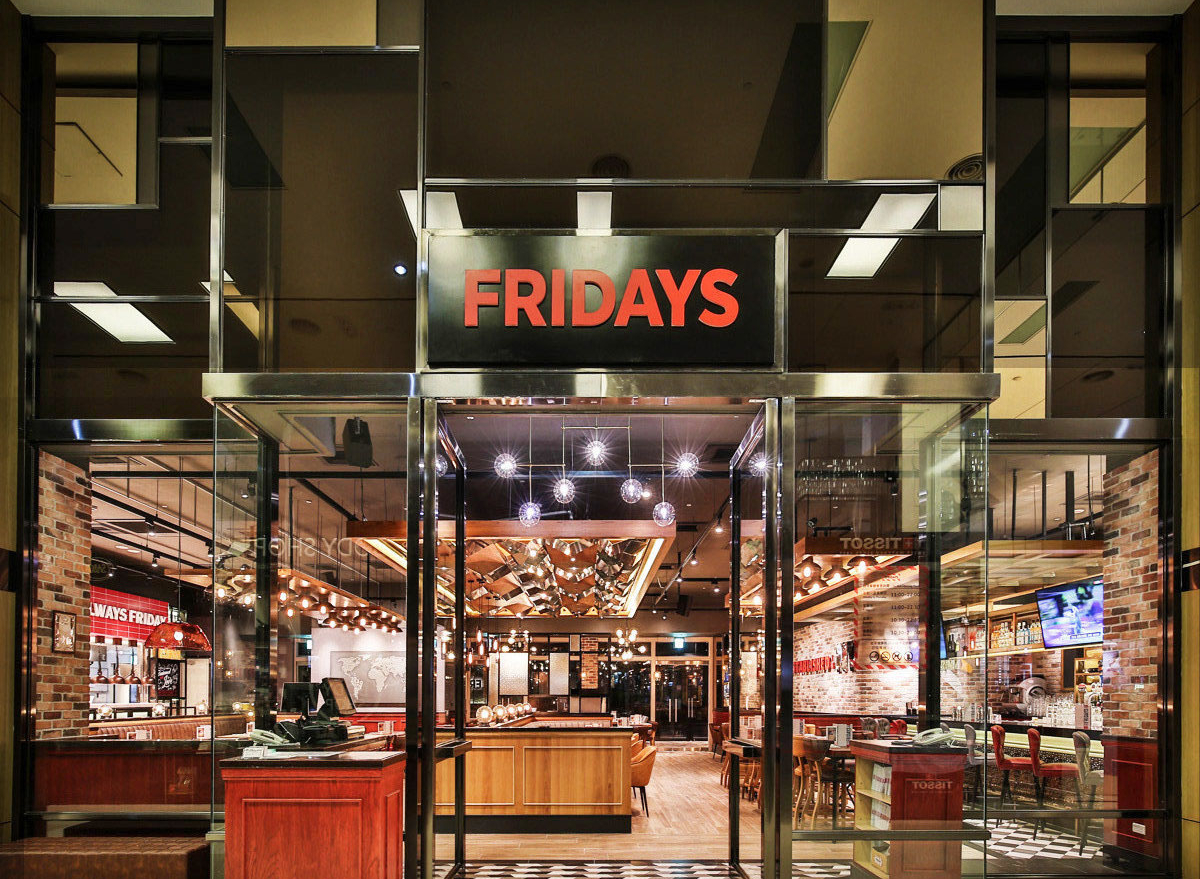 TGI Fridays Strikes A Major Expansion Deal For 75 New Locations   Tgi Fridays Entrance 