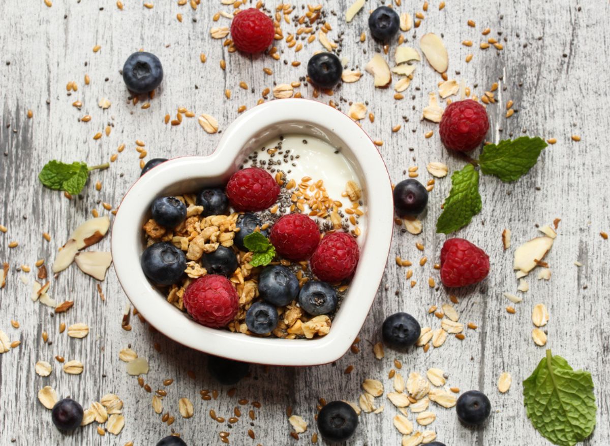 The Best Yogurt To Lower Your Cholesterol Dietitians Say