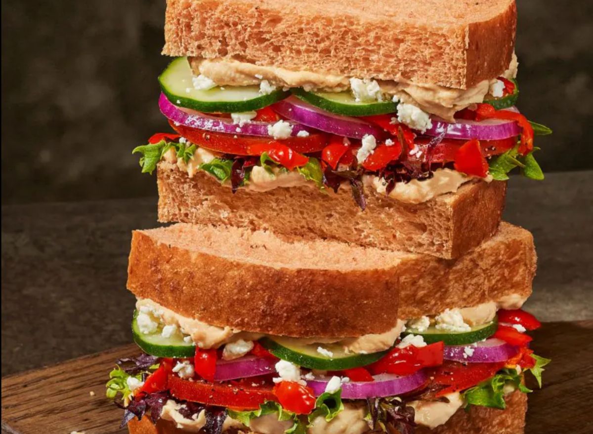 17 Healthiest Vegetarian Fast-Food Orders, According To Dietitians