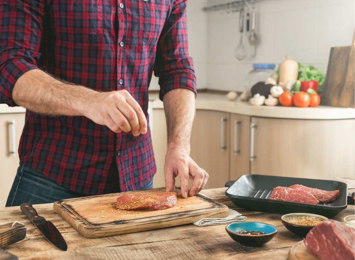 Mistakes You're Making When Cooking A Steak, According To Chefs