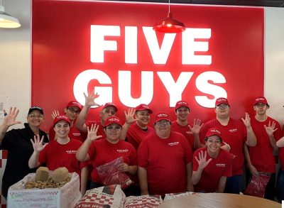 7 Strict Rules That Five Guys Employees Have to Follow