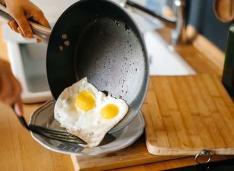 Your Nonstick Pan May Release Tons of Plastic Particles