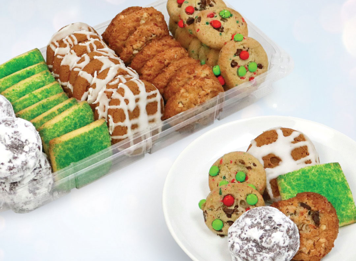 The 8 Best Seasonal Costco Bakery Items