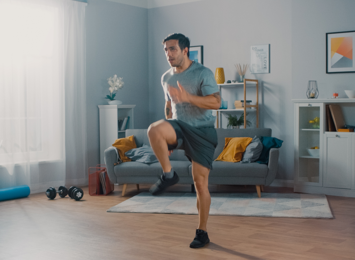 5 Easy Cardio Exercises You Can Do While Watching TV