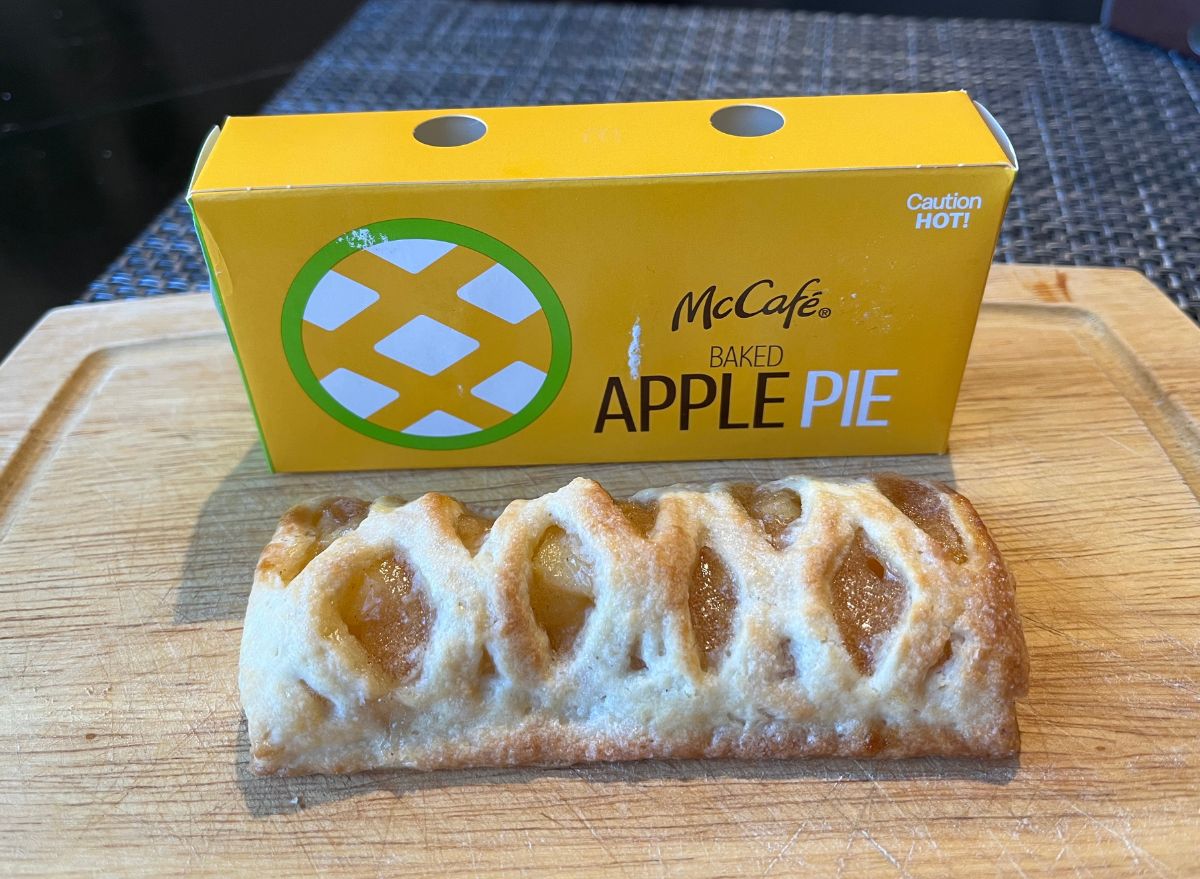 McDonald's Apple Pie vs. Popeyes' Blueberry Pie: Taste-Tested!