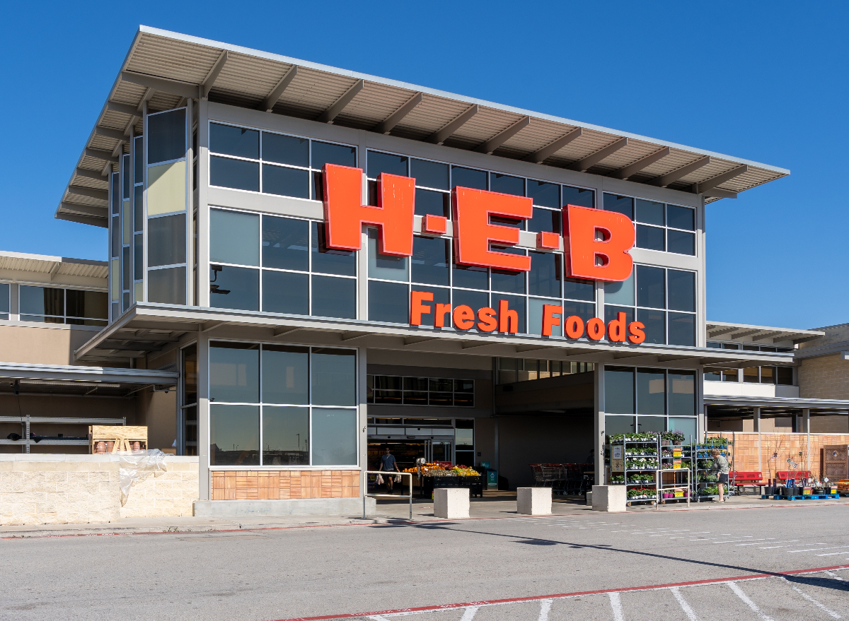 6 Best Things About H E B Texas Favorite Grocery Store