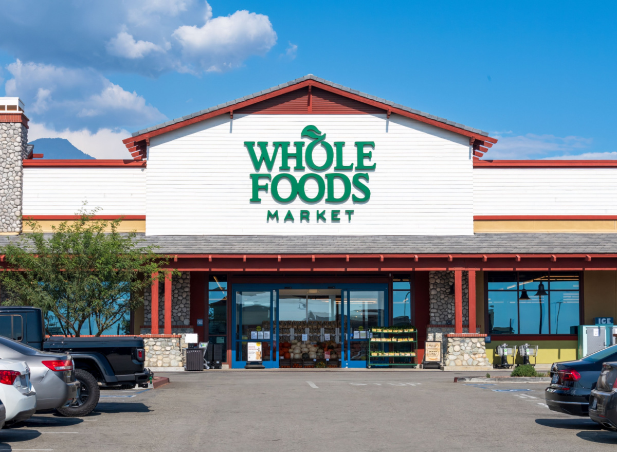 8 Best Seafood Departments At Major Grocery Chains In 2023