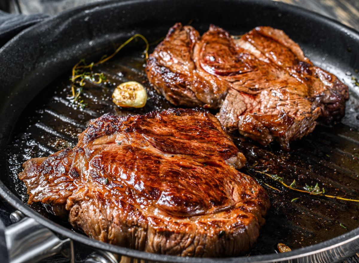 5 Best Cuts of Steak For a Crowd