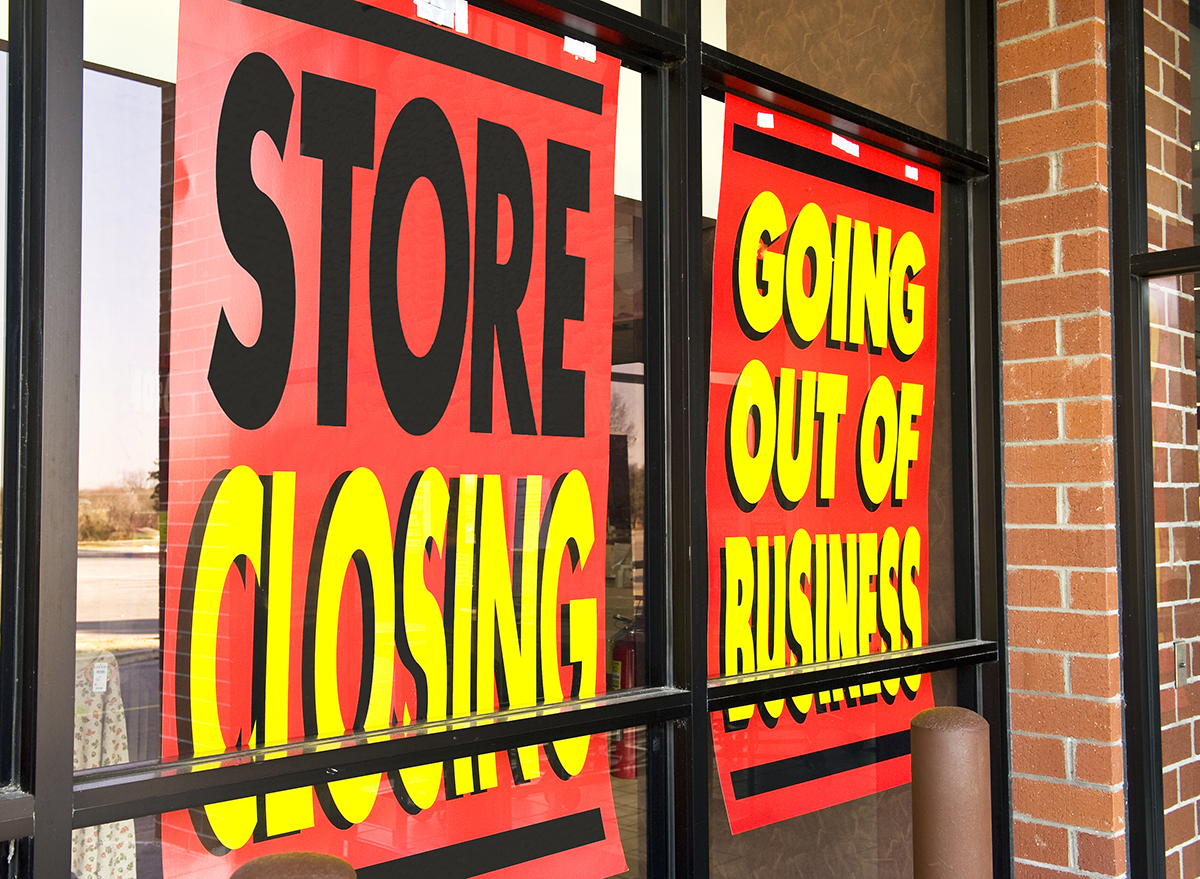 York store launches closing down sale before moving to 'bigger and better  location
