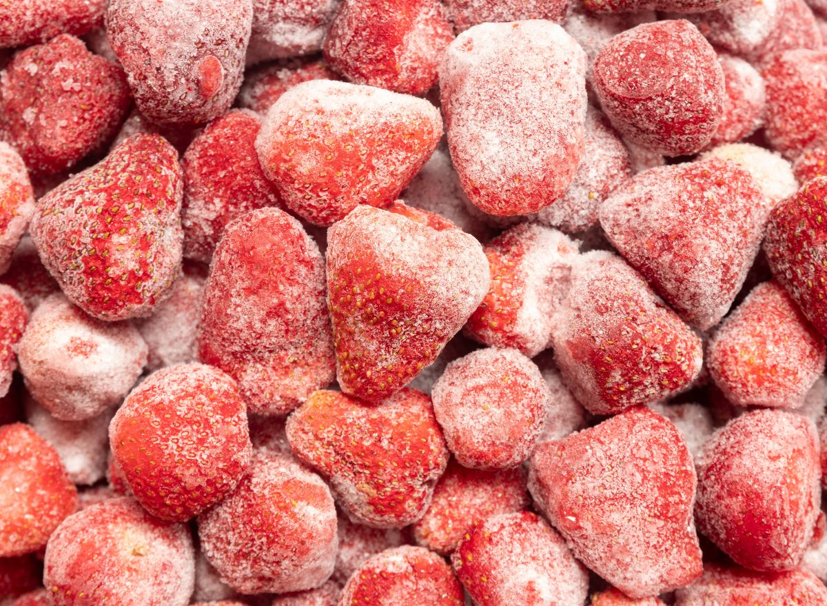 https://www.eatthis.com/wp-content/uploads/sites/4/2023/03/Frozen-Strawberries.jpg?quality=82&strip=1