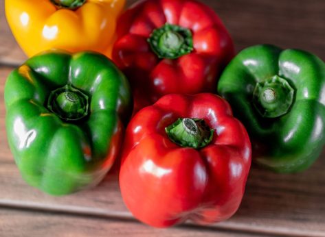 7 Science-Backed Benefits of Eating Bell Peppers