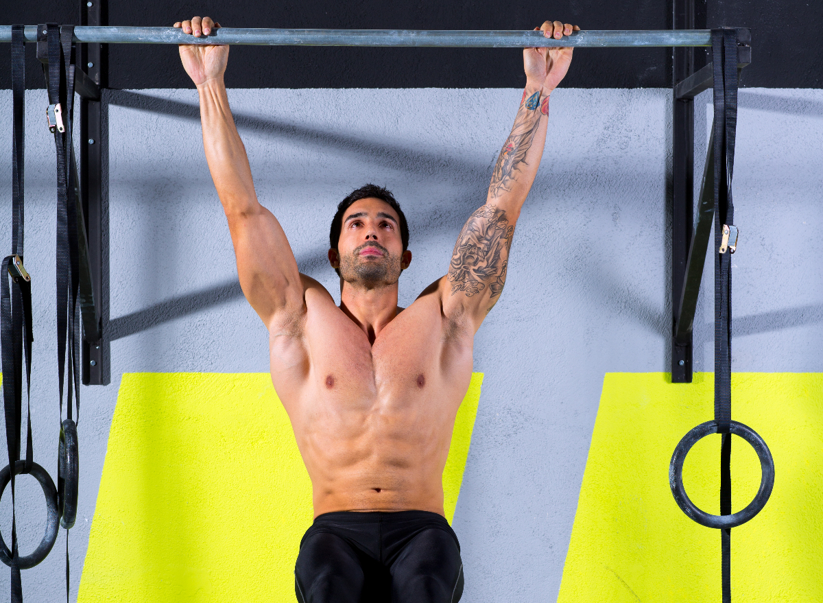 6 Easy Exercises To Prevent the Dreaded Dad Bod After Age 40