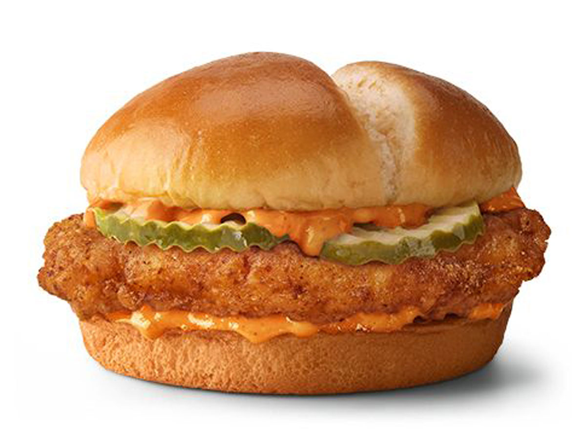 7 Worst Fast-Food Chicken Sandwiches Right Now, Say Dietitians