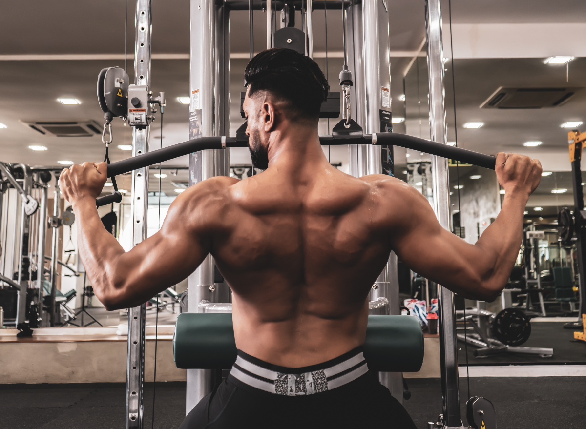 Build a Bigger Back With These 6 Pull-Up Alternatives