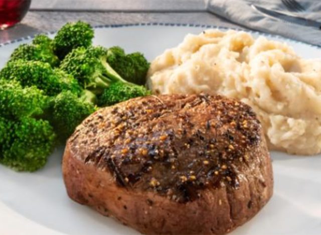 Red Lobster 6oz Filet Mignon