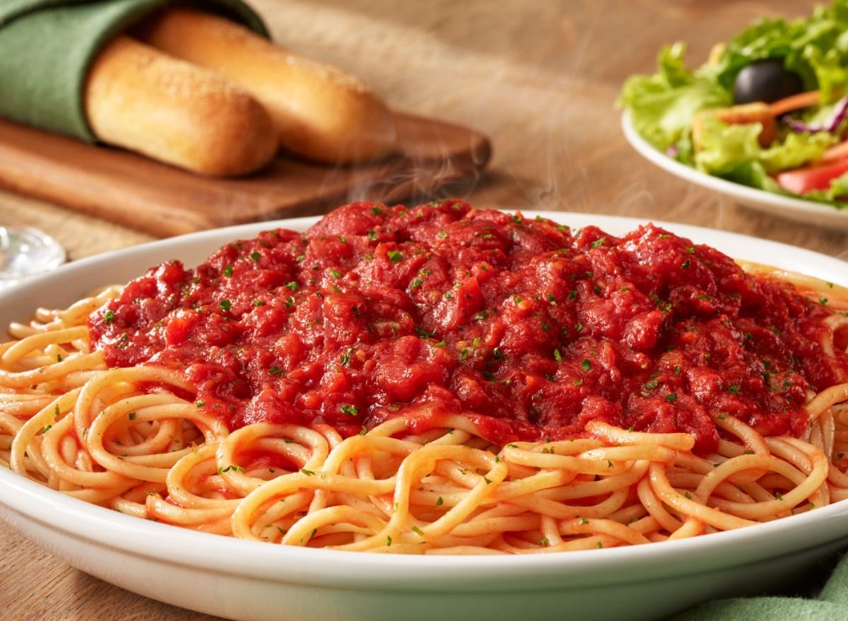 12 Healthiest Dishes To Order at Olive Garden