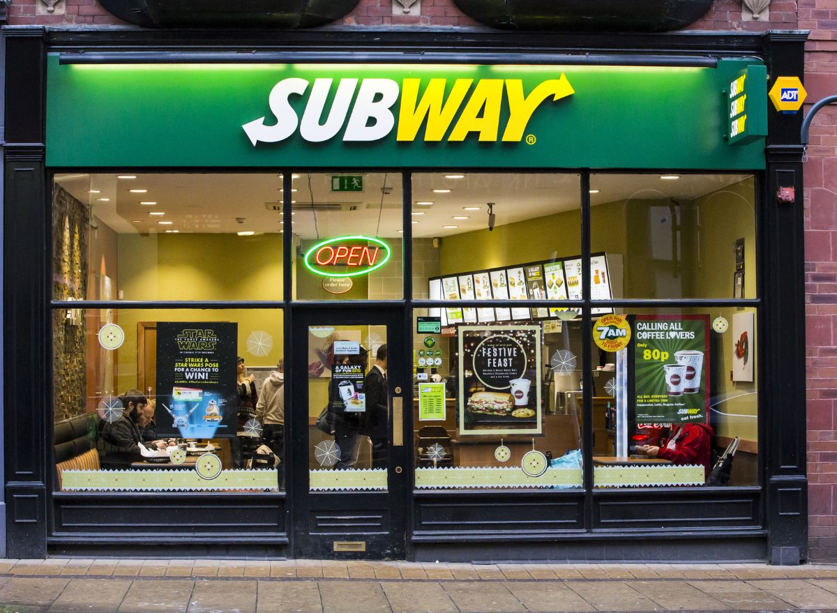 Subway Sandwich Chain Accelerates Growth After Mass Closures   Subway 