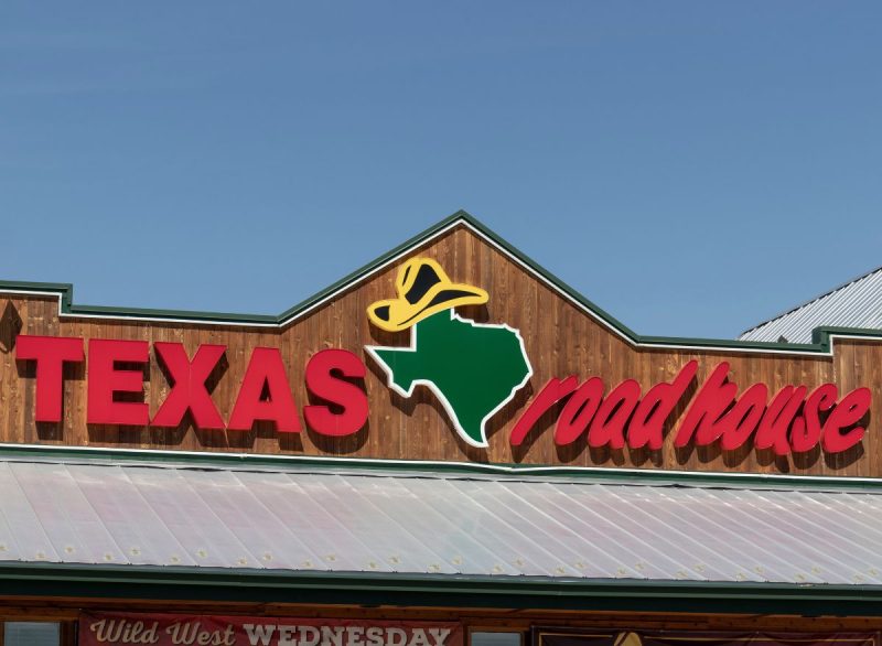 Texas Roadhouse Could Become the Largest Restaurant Chain