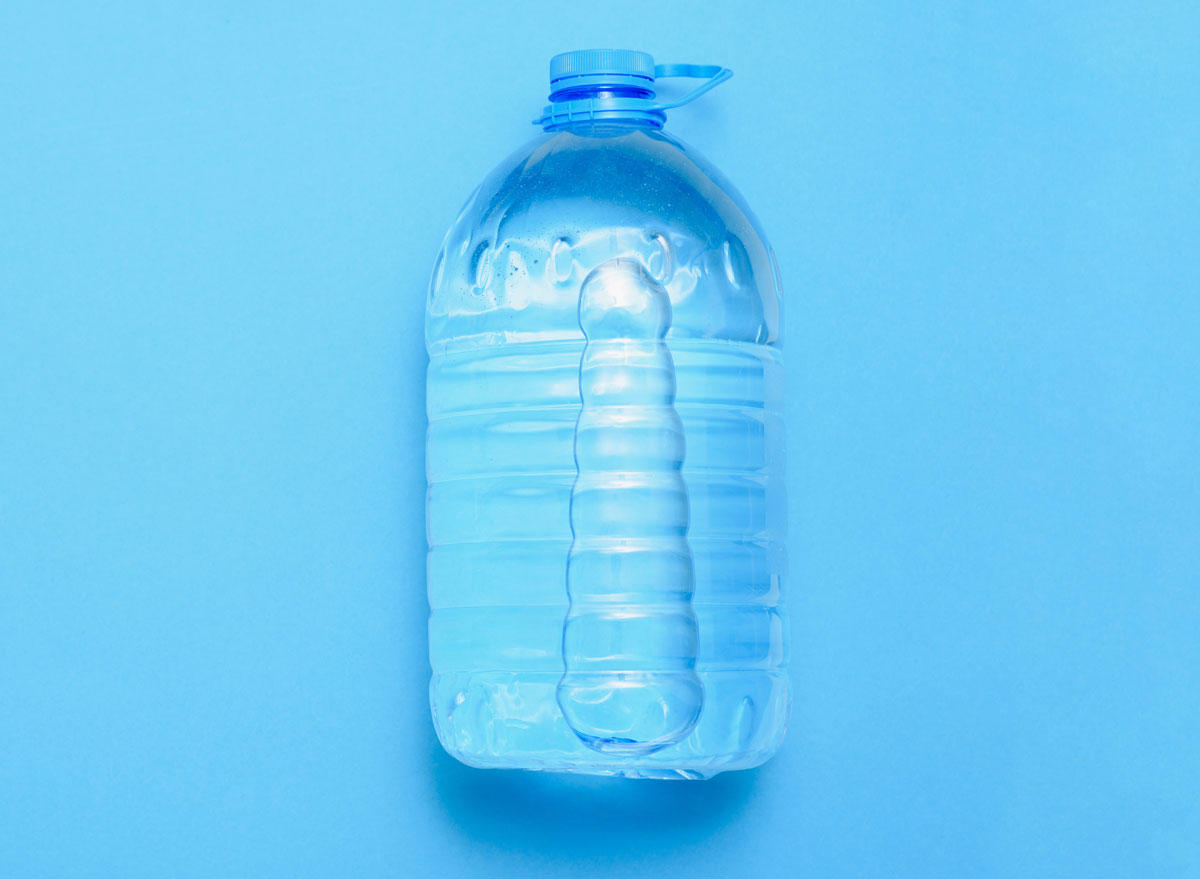 One gallon of water in liters best sale