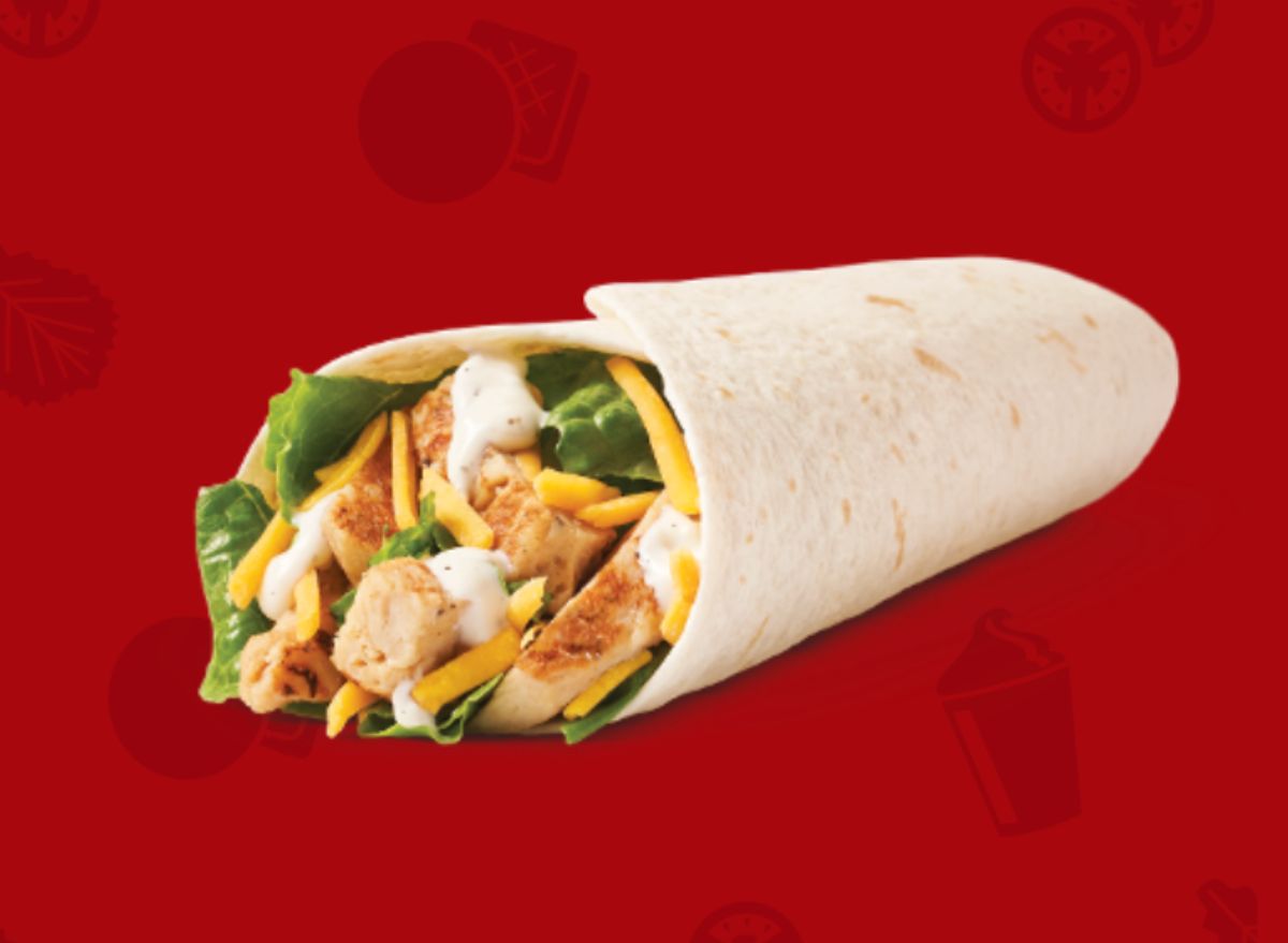 4 Fast-Food Chains That Serve The Best "Snack Wraps"