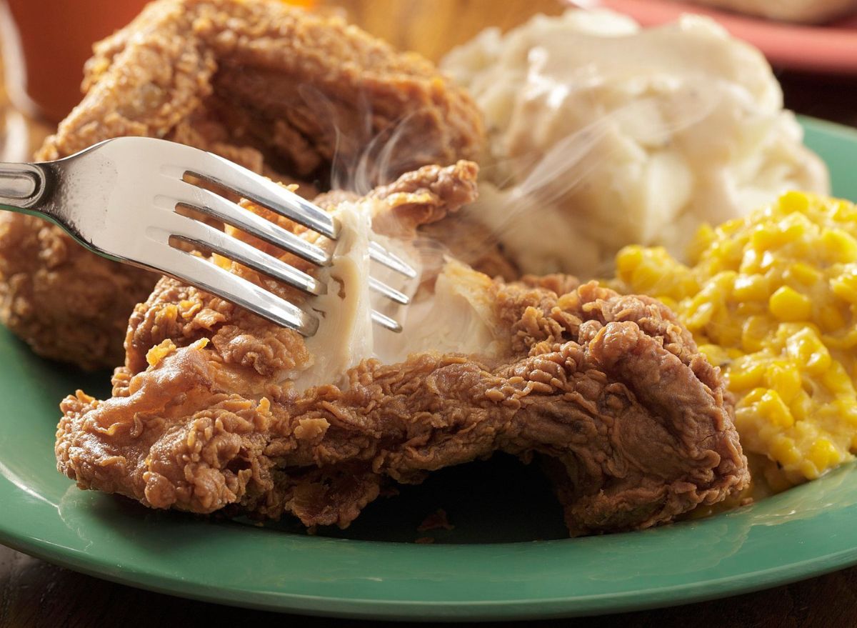 6 Fried Chicken Chains Where Chefs Actually Eat 3107