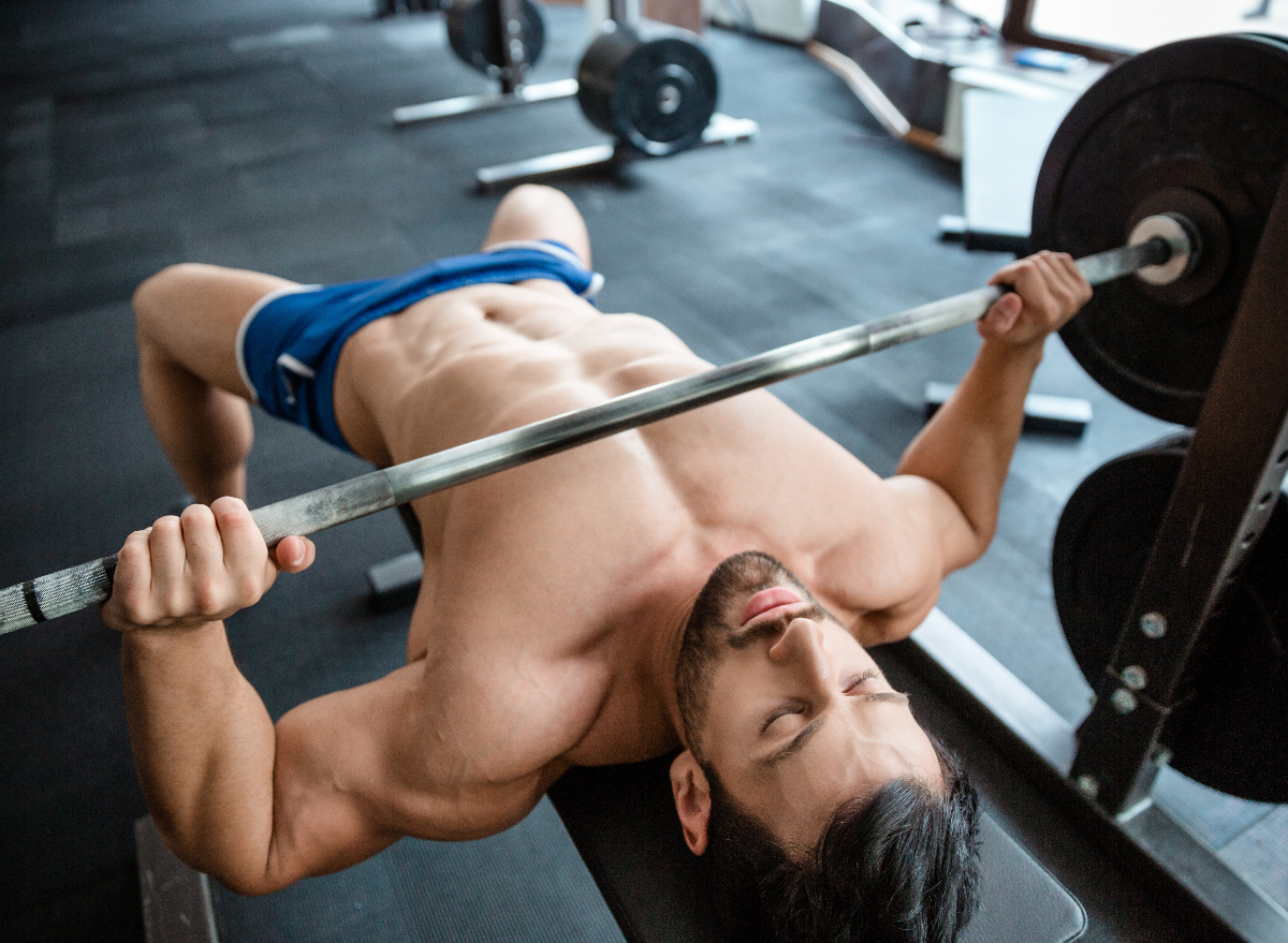 Bench press workout routine best sale for beginners