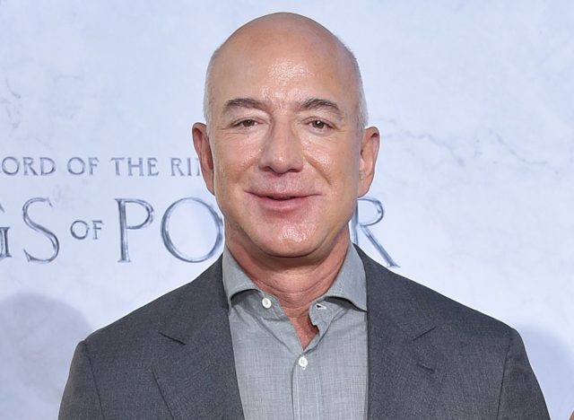 5 Ways Jeff Bezos Transformed to Buff Billionaire