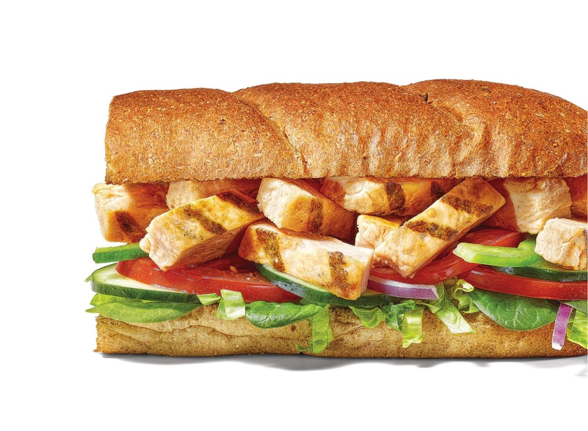 8 Healthiest Fast-Food Chicken Sandwiches, According to an RD