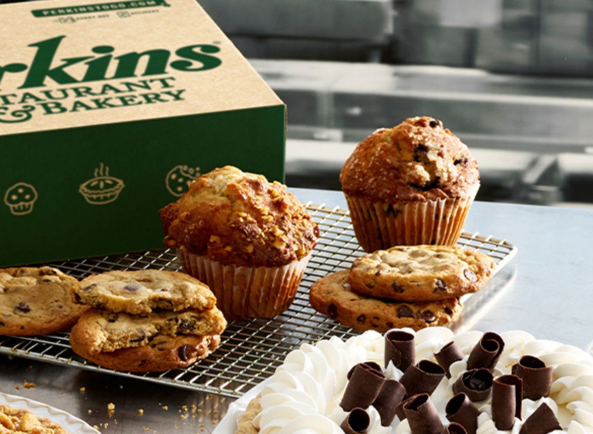 7 Restaurant Chains That Serve the Best Muffins