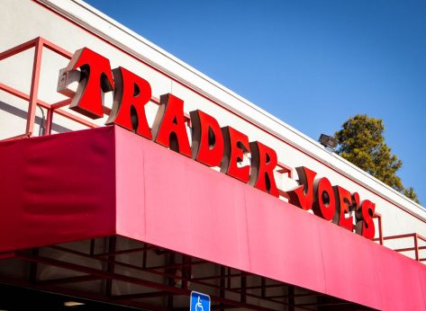 Are Trader Joe's Workers Told To Flirt With Shoppers? 