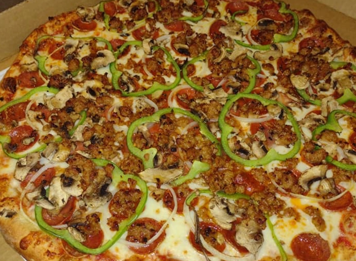 The #1 Best Pizza To Order at 8 Major Fast-Food Chains